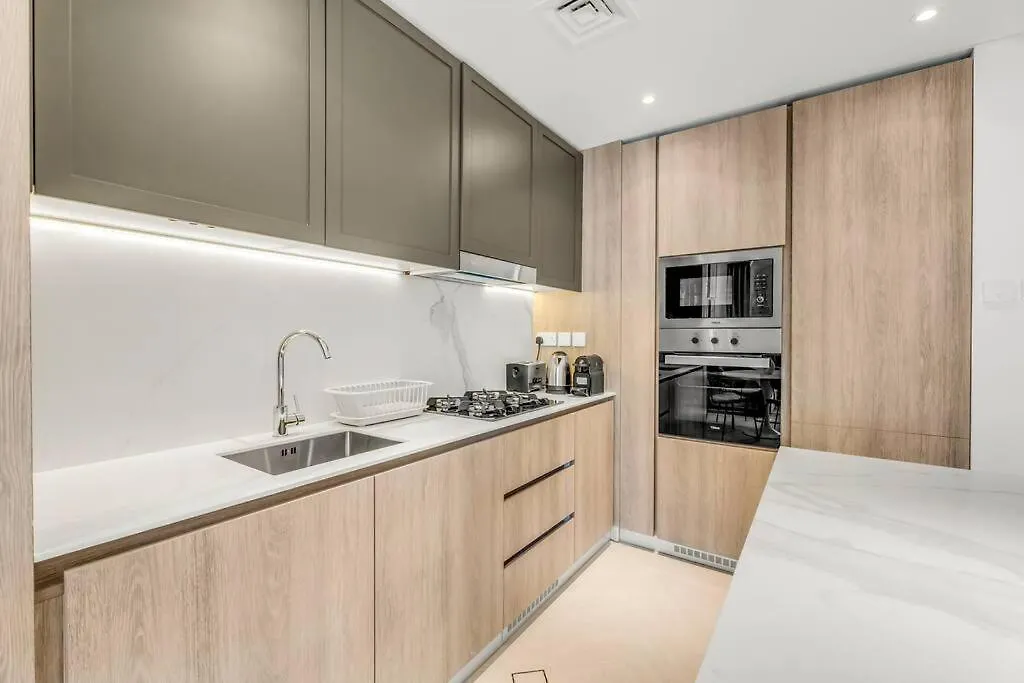 Waves - Spacious 1Br With Balcony In Jvc Dubaj 0*,