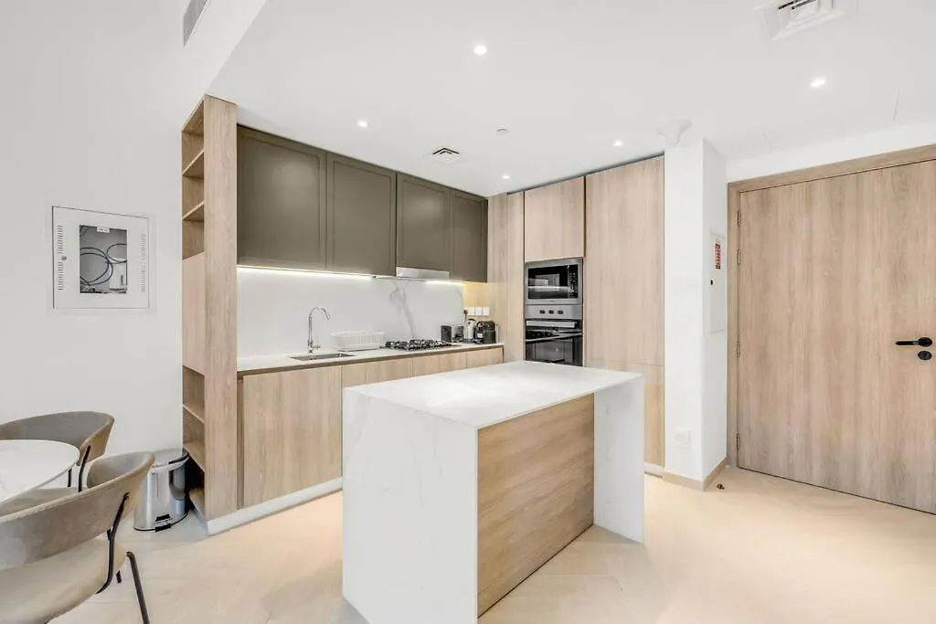 Waves - Spacious 1Br With Balcony In Jvc Dubaj Apartament